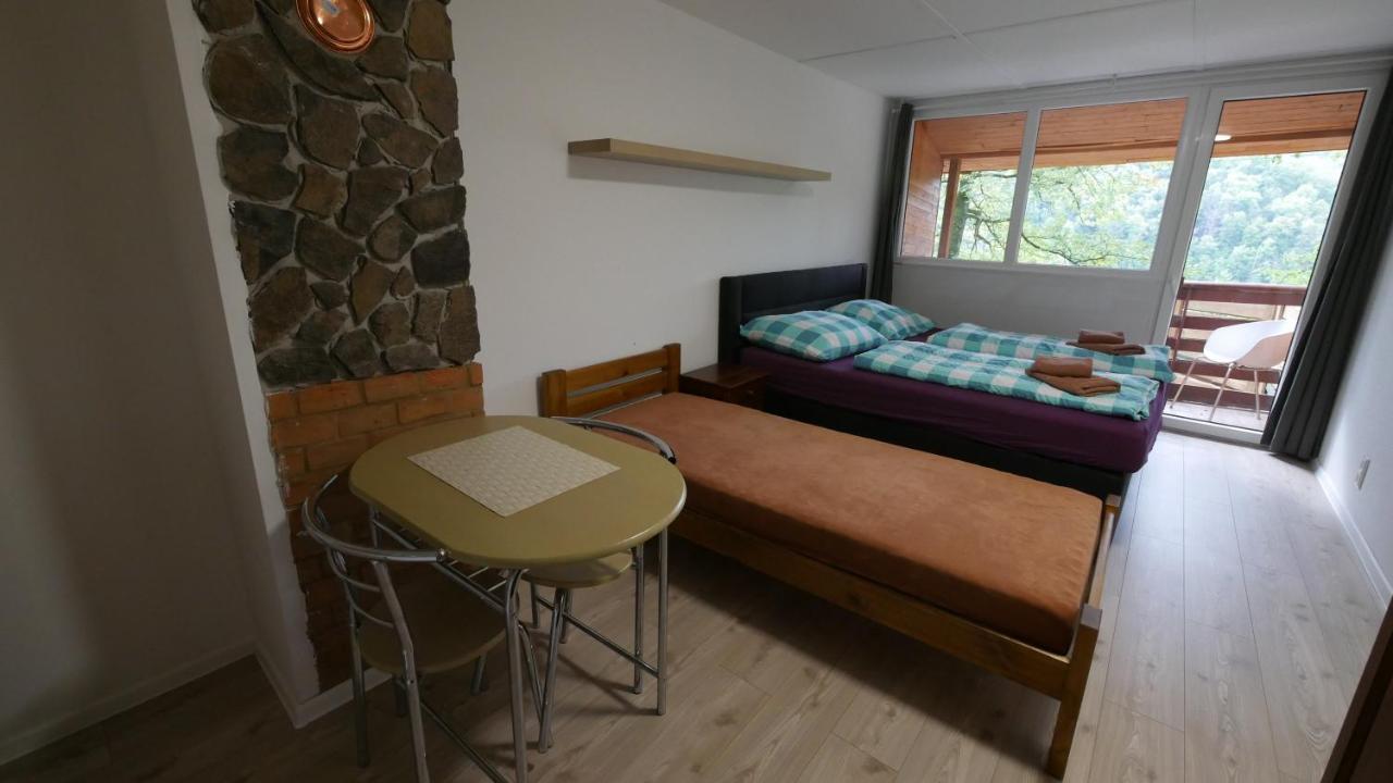 Hotel Chata U Rybare Bítov Exteriér fotografie