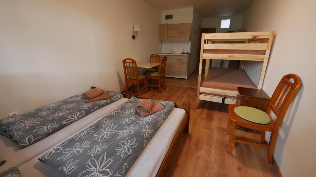 Hotel Chata U Rybare Bítov Exteriér fotografie